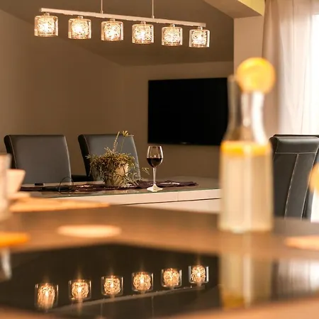 Cosic Apartment *