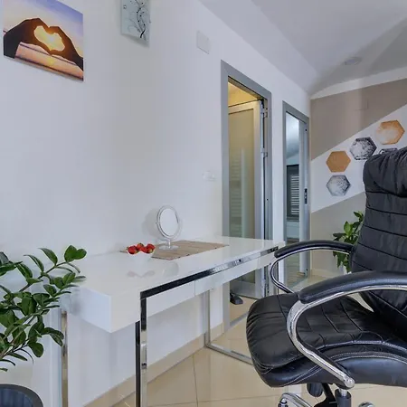 Apartment Cosic *