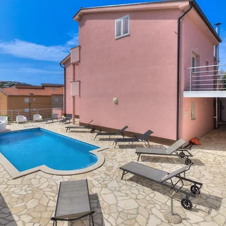 Cosic Apartment Klenovica