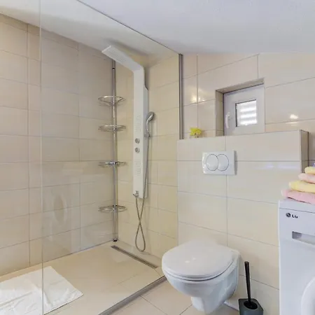 Cosic Apartment *